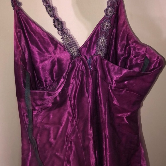 PROM DRESS - Picture 2 of 3